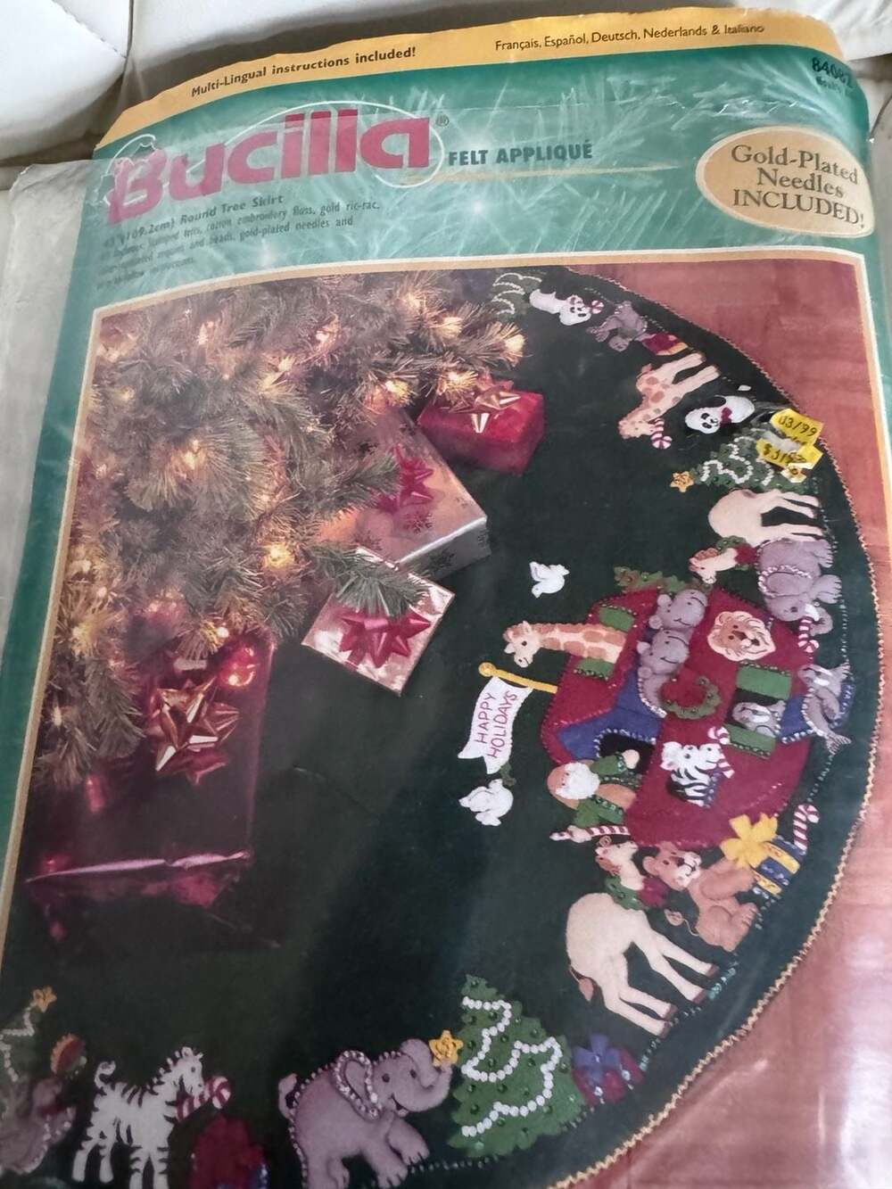 Bucilla Noahs Ark Felt Applique Round Tree Skirt Kit 43 Inch 84082